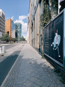 PassDeck Berlin Potsdamer Platz PowerPoint Agency Presentation OOH Campaign